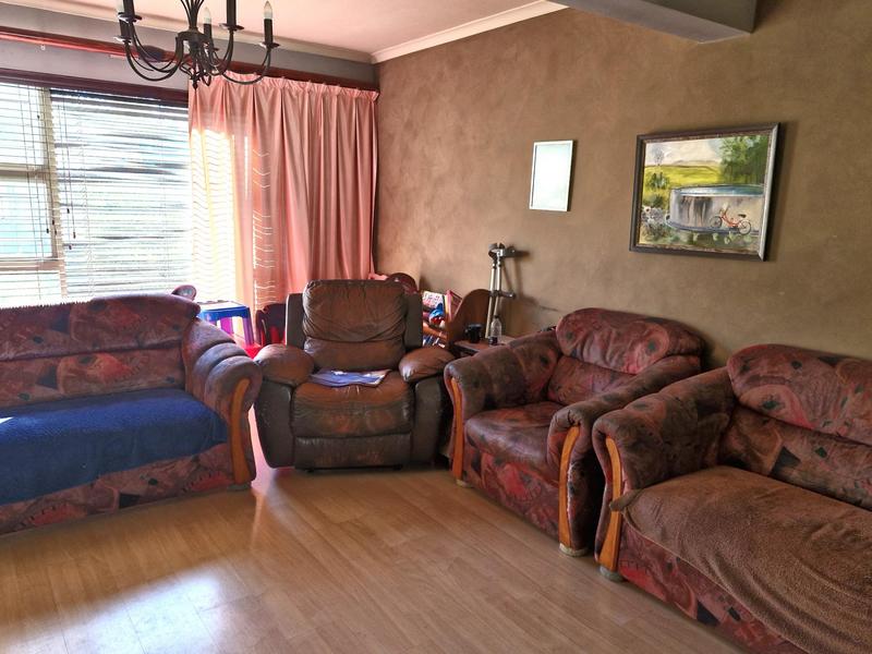 3 Bedroom Property for Sale in Parow North Western Cape